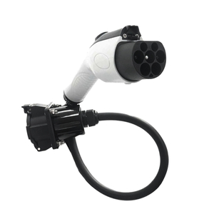 EV Cable del adaptador de carga Inlet 16A 32A Type1 J1772 a GBT 